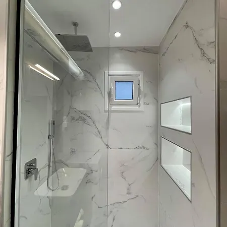 Brilant Luxury Apartment *