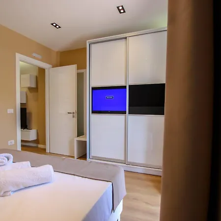 Brilant Luxury شقة