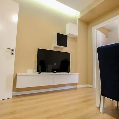 شقة Brilant Luxury Gjirokastër