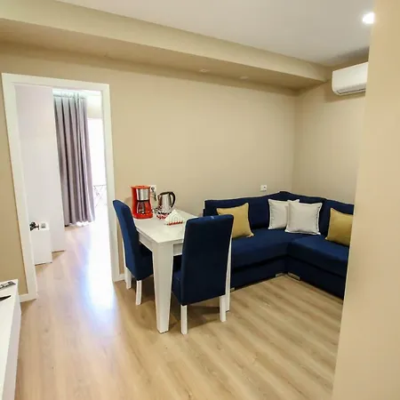 Brilant Luxury Apartment