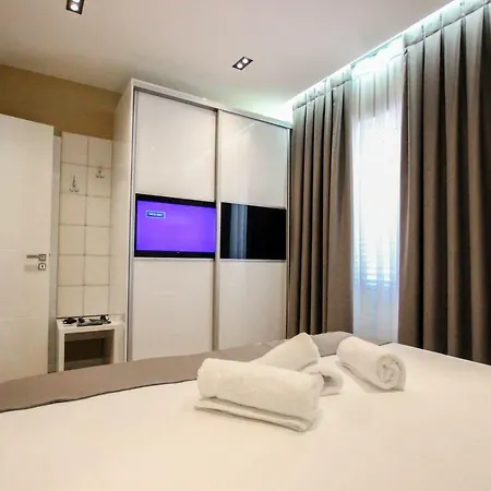 Brilant Luxury Apartment *